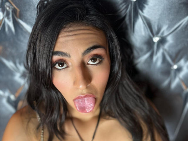 AmelieMason - Live porn &amp; sex cam - 18503078