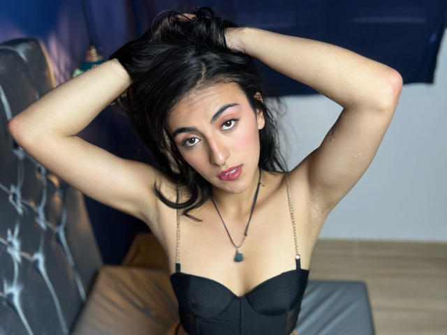 AmelieMason - Live porn &amp; sex cam - 18503098