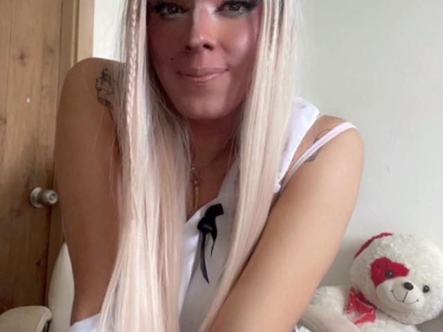 ValeryNicolxSantana - Sexe cam en vivo - 18506518