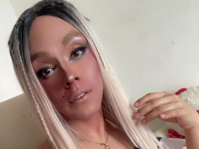 ValeryNicolxSantana - פורנו בשידור חי ומצלמת סקס - 18506594