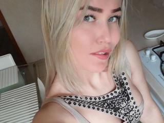 MissKaryna - Live porn &amp; sex cam - 18509250