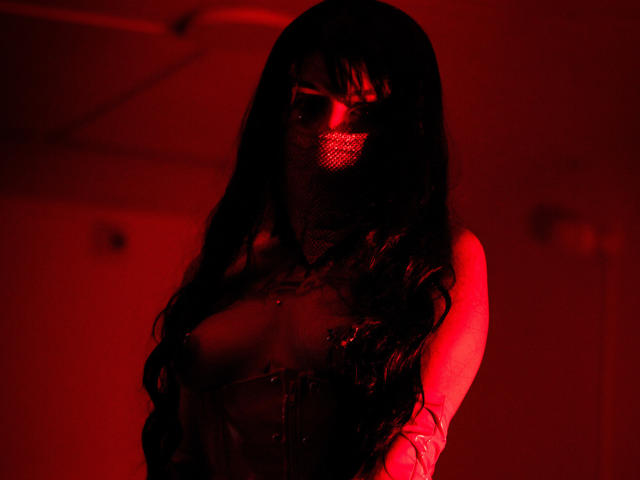 ScarlettCollins - Élő pornó és szexkamera - 18512422