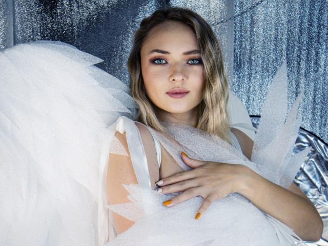 SallyVerda - ライブポルノ&amp;セックスカム - 18512658