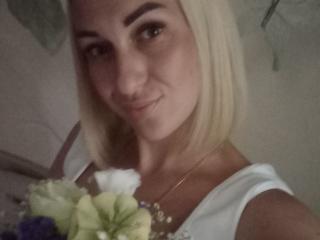 WhiteQueenX - Camera khiêu dâm &amp; quyến rũ trực tiếp - 18513774