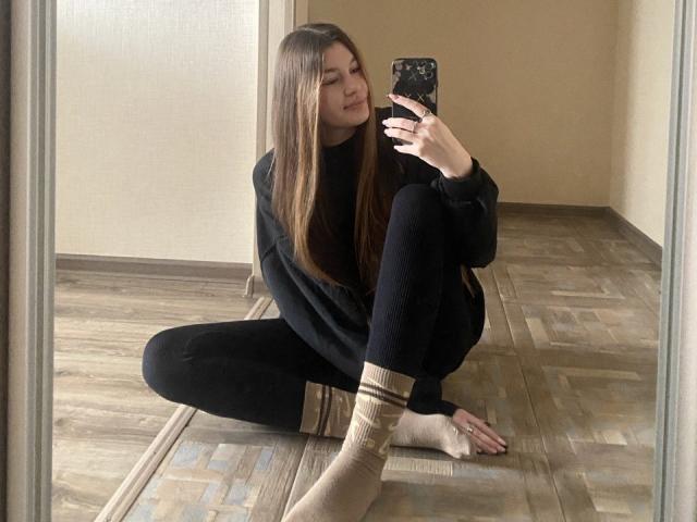 KiraBlake - Live porn &amp; sex cam - 18516406