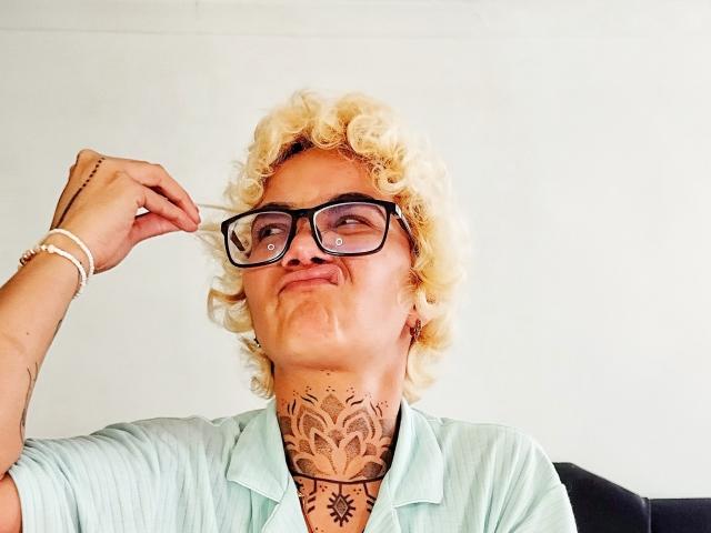 AnaaRoman - Live porn &amp; sex cam - 18517726