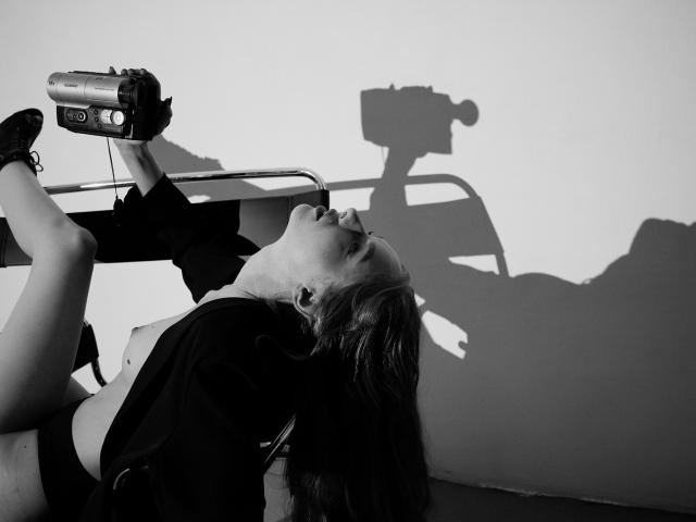 SafiraFuracao - Élő pornó és szexkamera - 18519598