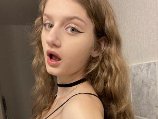 ViEula - Live porn &amp; sex cam - 18519674