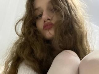 ViEula - Live porn &amp; sex cam - 18519678