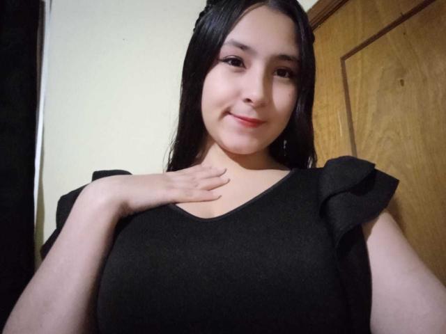 LissyJonnes - Sexe cam en vivo - 18529810