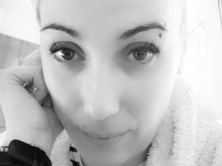 KittyChrs - Live porn &amp; sex cam - 18533818