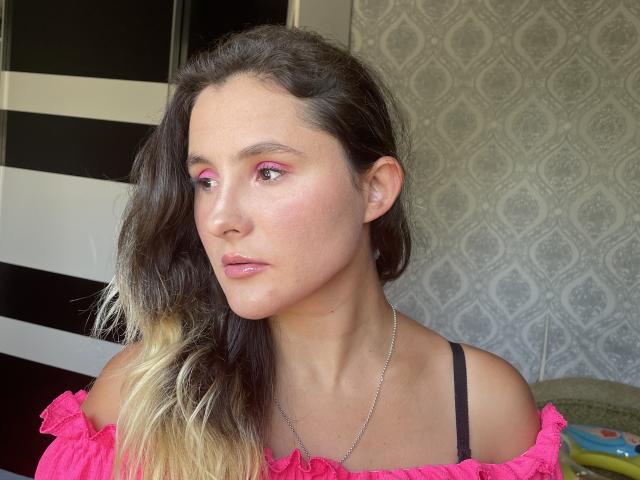 MiyaSexy - Live porn &amp; sex cam - 18536106