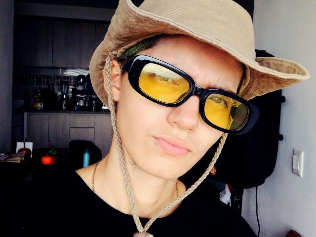 AronRox69 - Live porn &amp; sex cam - 18538346