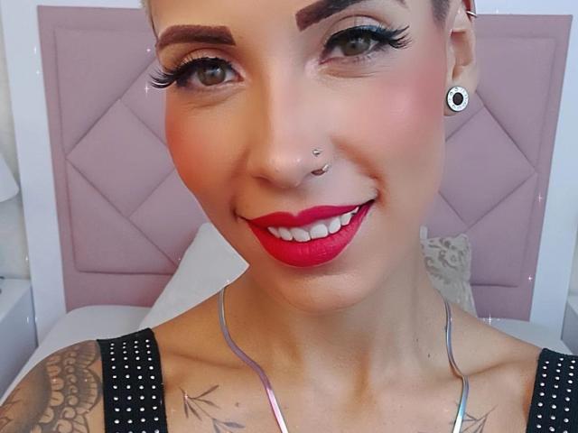 GabyCollins - Live porn &amp; sex cam - 18545730