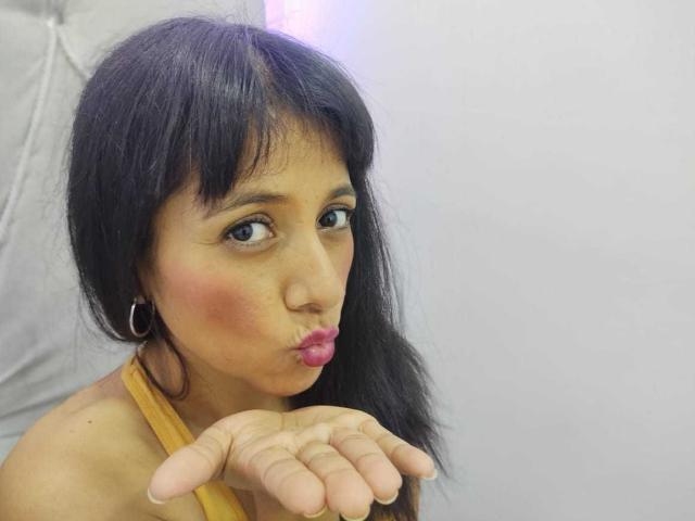 InesRauch - 라이브 포르노 &amp; 섹스 캠 - 18549654