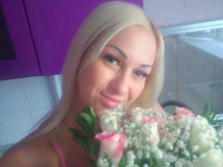 WhiteQueenX - Camera khiêu dâm &amp; quyến rũ trực tiếp - 18550958