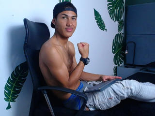 DrakeJhonnson - Sexe cam en vivo - 18556026