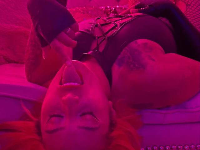 EimyCallahan - Live porn &amp; sex cam - 18557434