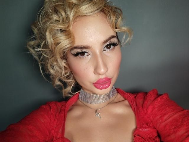 ElzaKom - 라이브 포르노 &amp; 섹스 캠 - 18560362