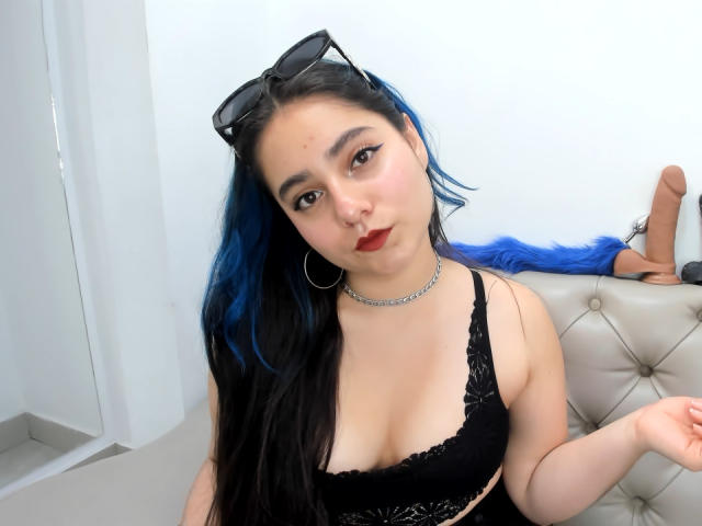 EvaMoretti - Live sex cam - 18561898