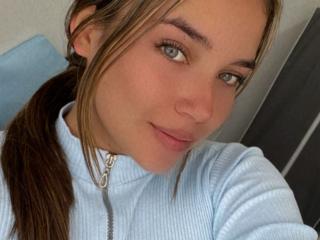 CelesteMitchell - Live porn &amp; sex cam - 18562998