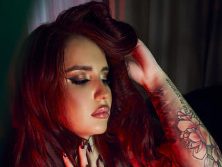 EmberRese - Live porn &amp; sex cam - 18565262