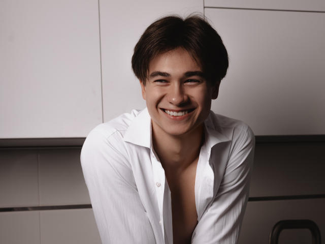 JamesParker - Live porn &amp; sex cam - 18566870