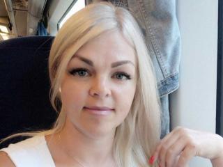 AllieDella - Live Sex Cam - 18574938