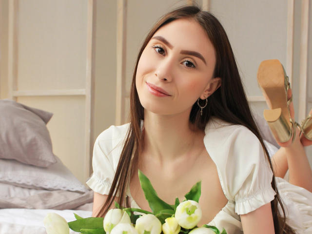 SaraQuincy - Sexe cam en vivo - 18575274