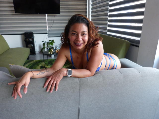 EvangelyWhite - Live porn &amp; sex cam - 18578646