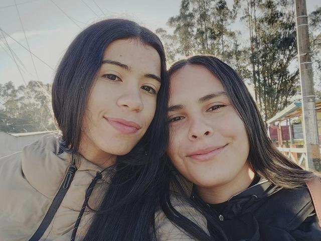 CleoAndAshley - Sexe cam en vivo - 18580834