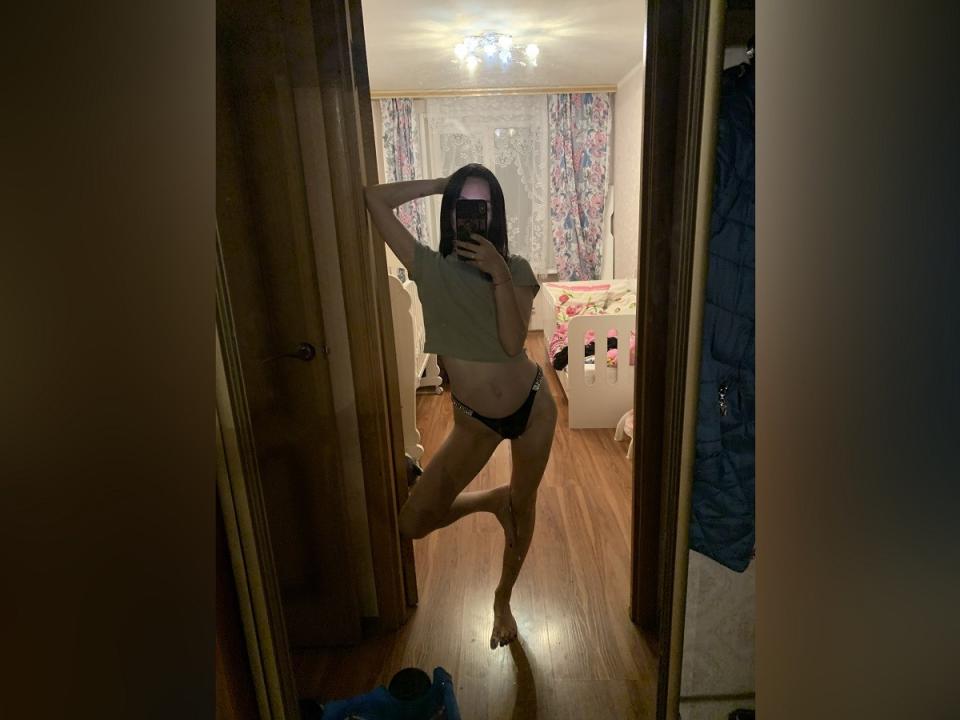 CandyBlink - Live porn &amp; sex cam - 18582402