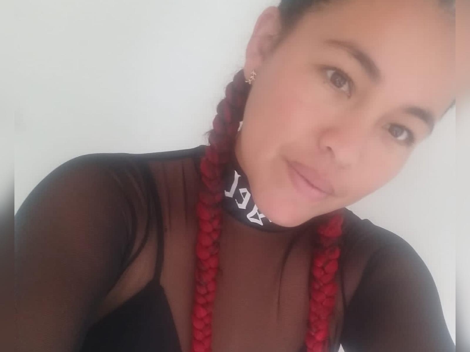 DafneHolmes - Sexe cam en vivo - 18583922