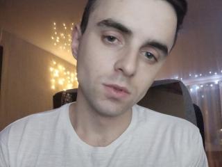 DerekLight - Live porn &amp; sex cam - 18588778