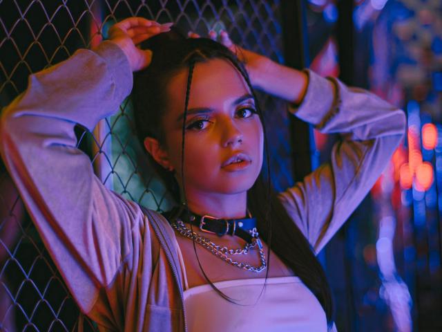 TwilightSparkleX - Live sex cam - 18589998