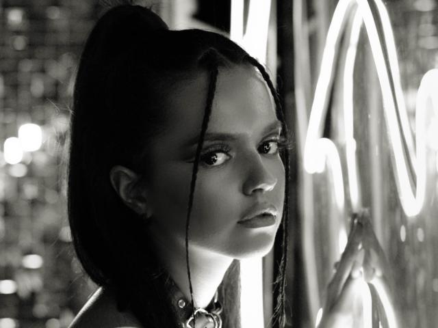 TwilightSparkleX - Live sex cam - 18590022