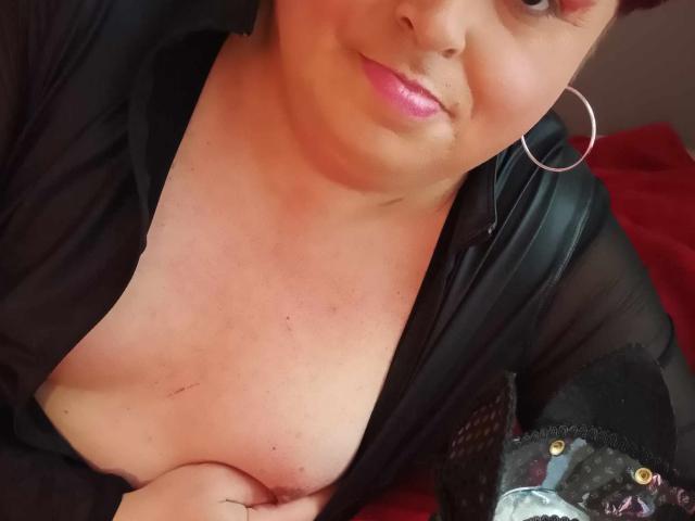 CelesteCoquine - Sexe cam en vivo - 18590422