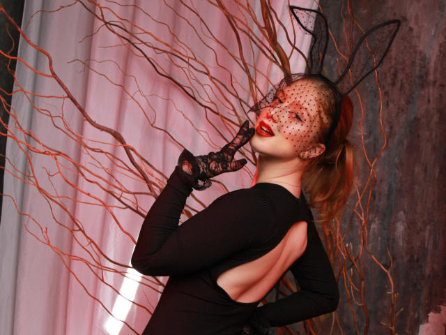 AgataDay - Live porn &amp; sex cam - 18590538