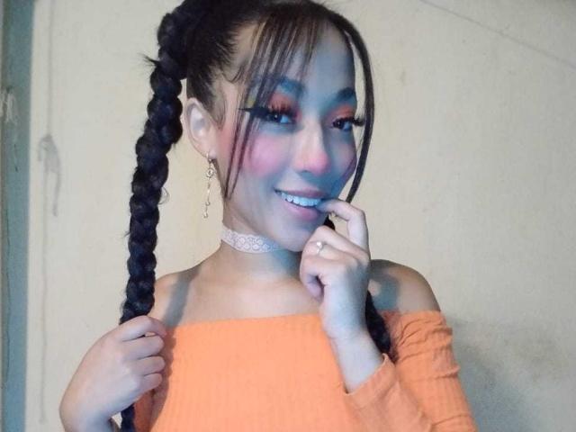 ZenyaGrey - Live porn &amp; sex cam - 18590886