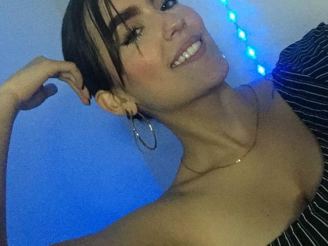 LynConelly - Live porn &amp; sex cam - 18592258