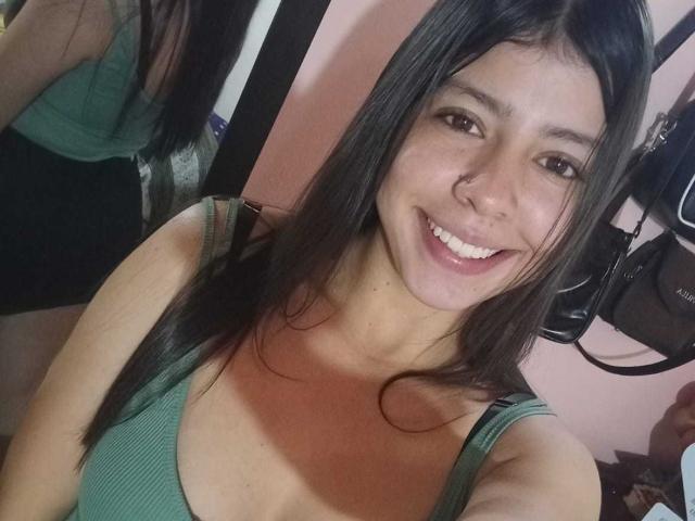 TaniaWills - Live porn &amp; sex cam - 18596334