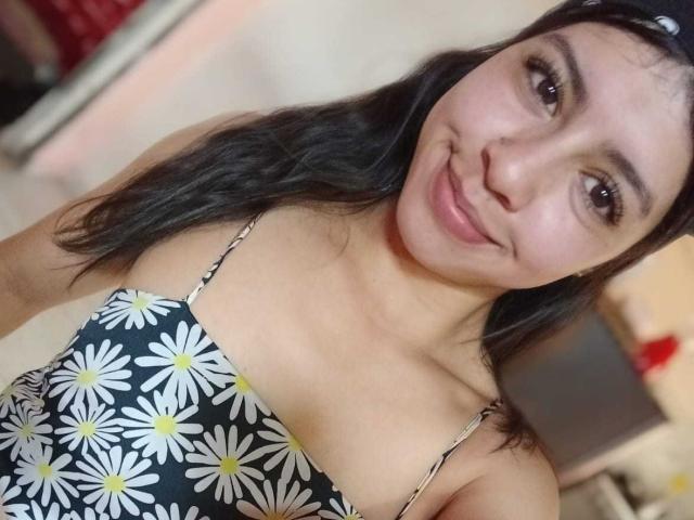 TaniaWills - ライブポルノ&amp;セックスカム - 18596358