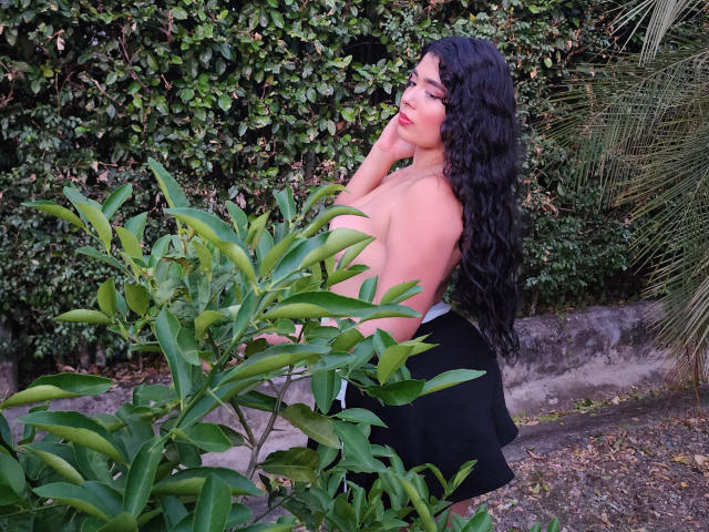 AgathaColinss - Live porn &amp; sex cam - 18596958