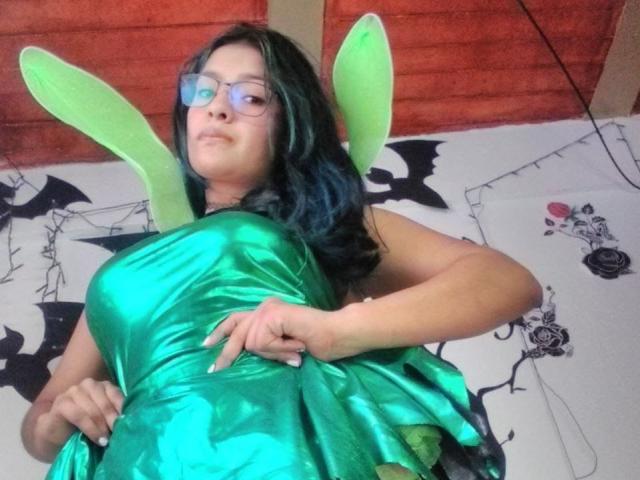 ArianithaXox - Live porn &amp; sex cam - 18599282