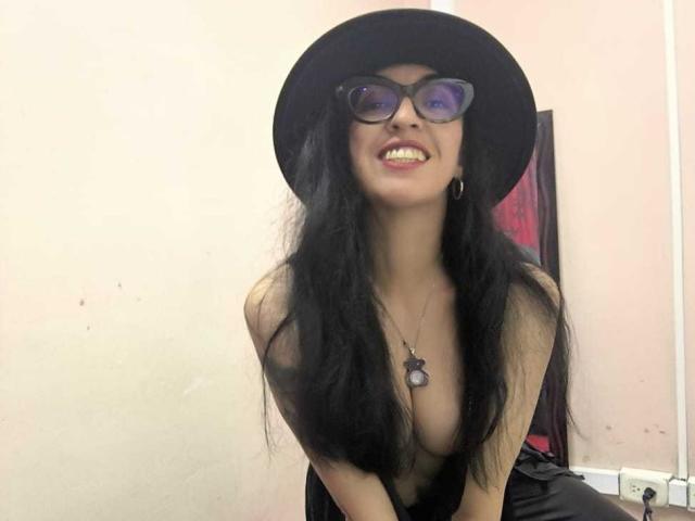 MeliSexHot - Live sex cam - 18600006