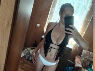 AlinaNorrie - Live porn &amp; sex cam - 18601022