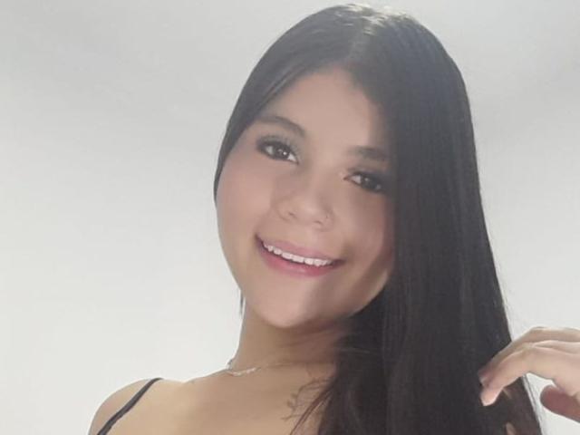 SophieGomez - Live porn &amp; sex cam - 18602998