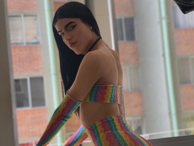 ValentinaHyl - Live porn &amp; sex cam - 18604830