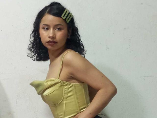 HeilyPeterson - Live porn &amp; sex cam - 18606050