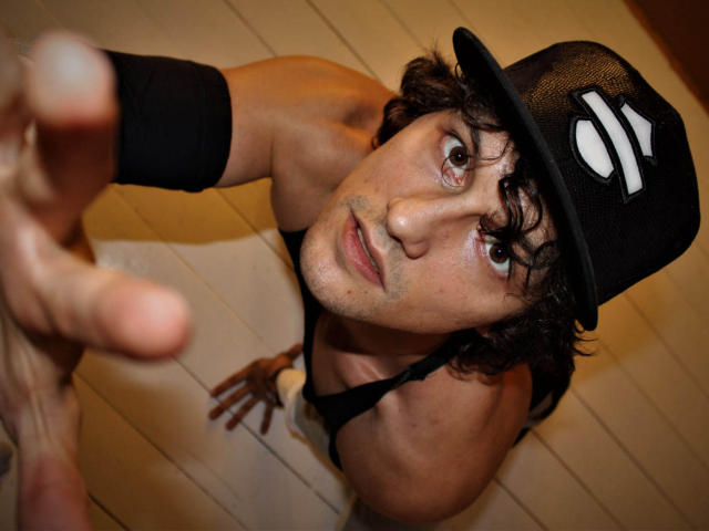 DirtyBoss - Élő pornó és szexkamera - 18609202